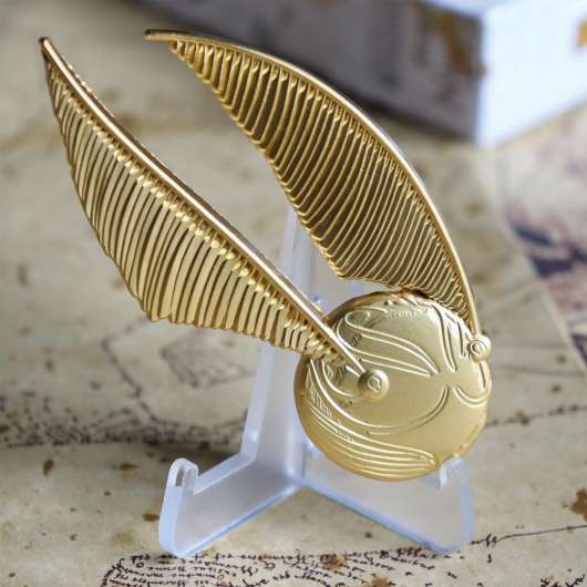Harry Potter - Golden Snitch - 24K Gold Plated Oversized Pin